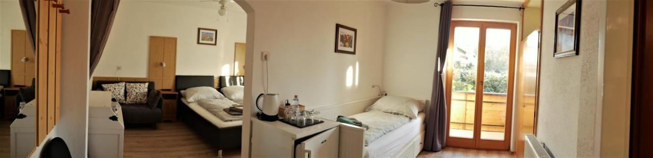 Pörtschach am Wörthersee Pension Kitty מראה חיצוני תמונה
